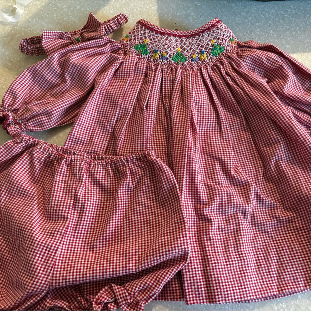 Petit Ami Boutique Baby Girl 3 Mo. Smocked Dress Christmas Trees Red Gingham